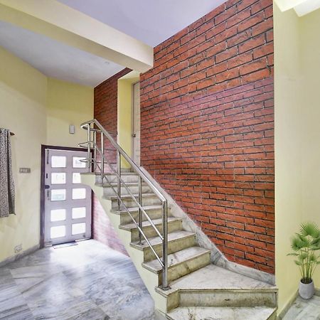 Hotel O R A Homestay Near Acropolis Mall Kolkata Exterior photo